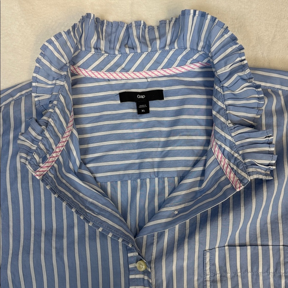 GAP Light Blue Ruffle Collar Shirt - Picture 4 of 7